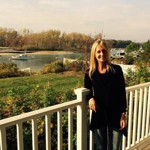 Meet your Posher, Christine